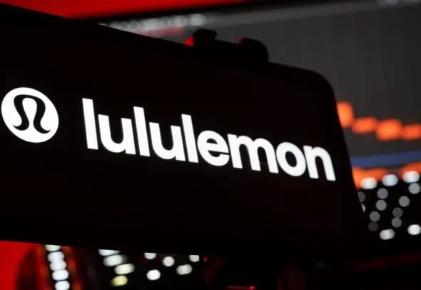 top 10 S&P 500 stocks down 2025